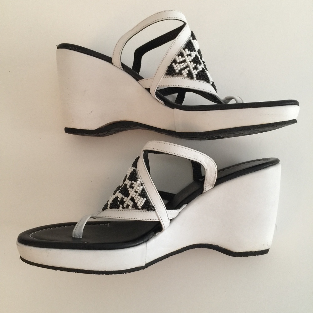 Donald J Pliner LEATHER Wedge Sandal Sz 7.5 N